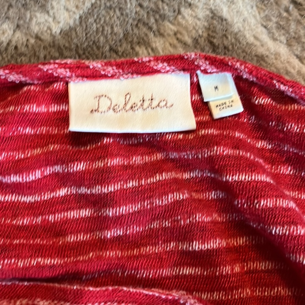 Deletta Top - Picture 2 of 7